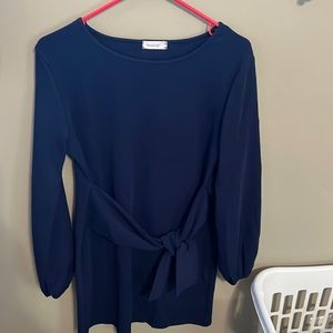 Longless short dress